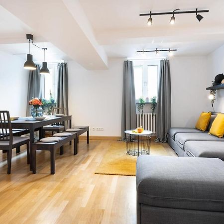 MARIENPLATZ Apartment 2 bedrooms living room kitchen München Buitenkant foto